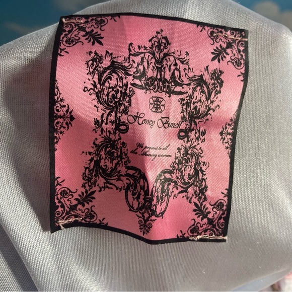 Honey Bunch Rose Gyaru Dress - Picture 7 of 8